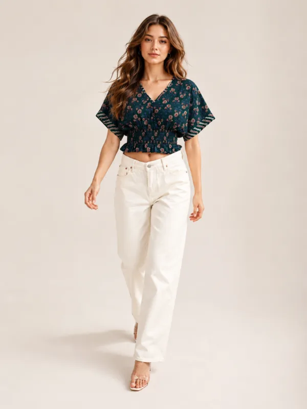 4 (4) Women’s Ivory Printed Tops
